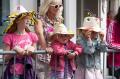 Foto's bezoek koningin Beatrix
