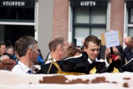 Klik hier om terug te keren