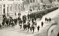 Klik hier om terug te keren