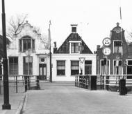 Klik hier om terug te keren