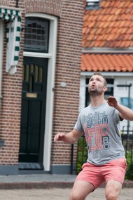 Klik hier om terug te keren