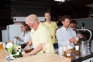 Klik hier om terug te keren
