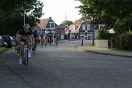 Klik hier om terug te keren