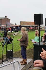 Klik hier om terug te keren