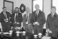 Klik hier om terug te keren