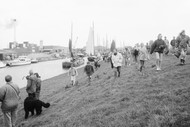 Klik hier om terug te keren