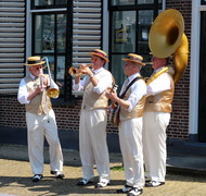Klik hier om terug te keren