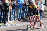 Klik hier om terug te keren
