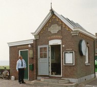 Klik hier om terug te keren