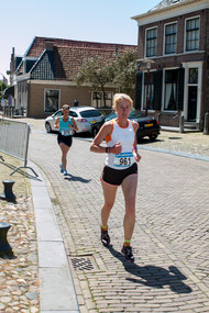 Klik hier om terug te keren
