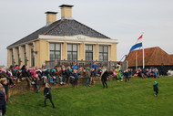 Klik hier om terug te keren
