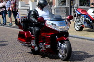 Klik hier om terug te keren