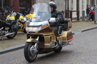 Klik hier om terug te keren