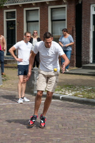 Klik hier om terug te keren