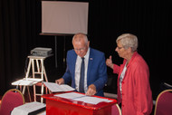 Klik hier om terug te keren