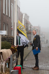 Klik hier om terug te keren