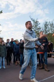 Klik hier om terug te keren