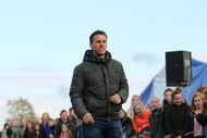Klik hier om terug te keren