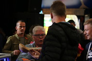 Klik hier om terug te keren