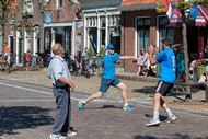 Klik hier om terug te keren