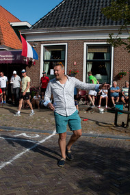 Klik hier om terug te keren