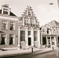 Klik hier om terug te keren
