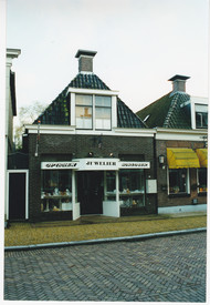 Klik hier om terug te keren