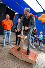 Klik hier om terug te keren