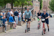Klik hier om terug te keren