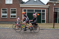 Klik hier om terug te keren