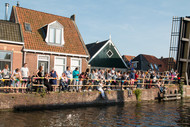 Klik hier om terug te keren