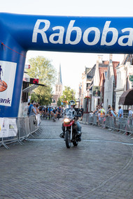 Klik hier om terug te keren