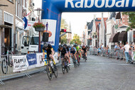 Klik hier om terug te keren
