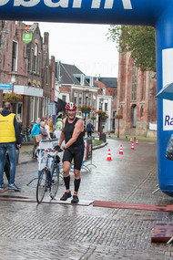 Klik hier om terug te keren