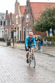 Klik hier om terug te keren