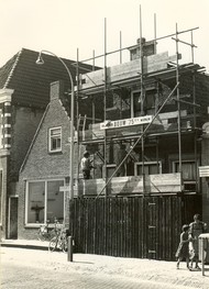 Klik hier om terug te keren