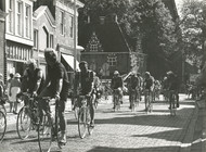 Klik hier om terug te keren