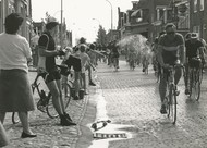 Klik hier om terug te keren