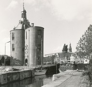 Klik hier om terug te keren