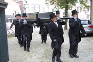 Klik hier om terug te keren