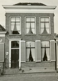Klik hier om terug te keren