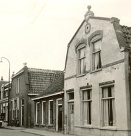 Klik hier om terug te keren
