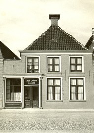 Klik hier om terug te keren