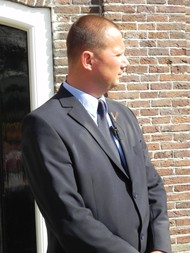 Klik hier om terug te keren