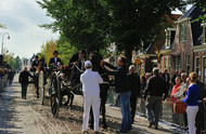 Klik hier om terug te keren