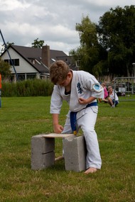 Klik hier om terug te keren